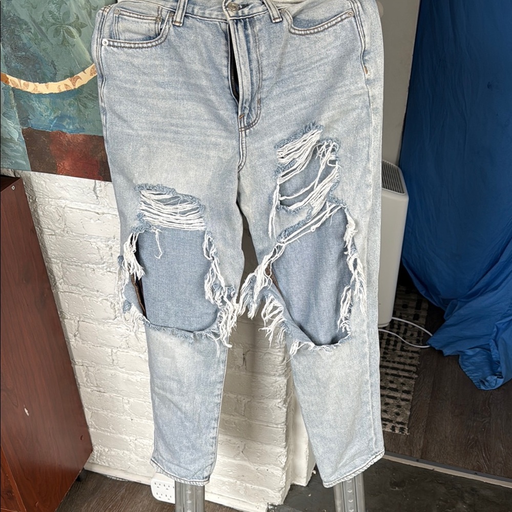 American Eagle Outfitters Blue Boyfriend Jeans Distressed